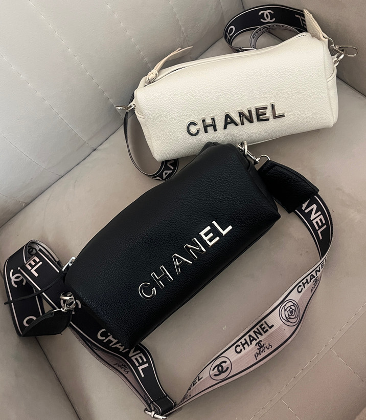 کیف زنانه پاسپورتی طرح chanel